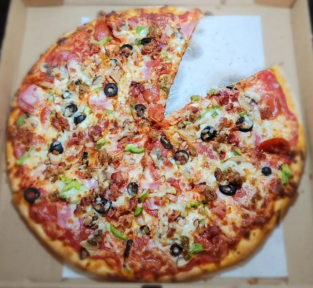 Deluxe Pizza